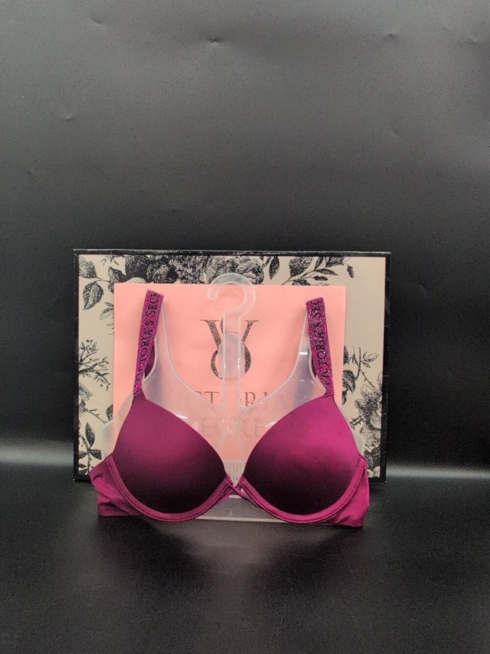 Victoria Secret Very Sexy Logo Shine Strap Push Up Bra 32B Burgundy